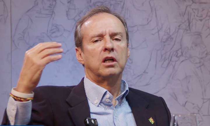 Parece que Lara manda y Evo Cumple, Tuto insiste en...