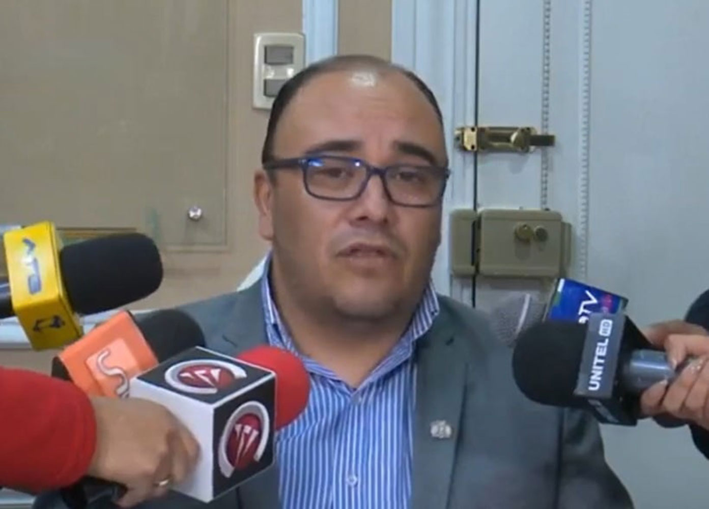 Vocal del TSE ratifica realización del balotaje y...