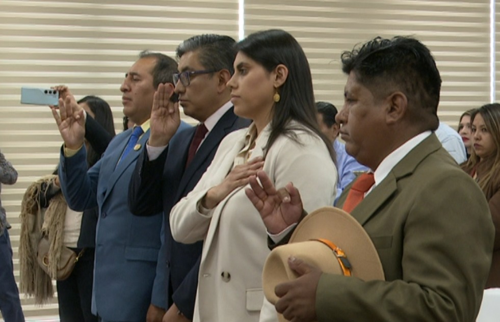 Lupo posesiona a dos exlegisladores y un exsecretario...