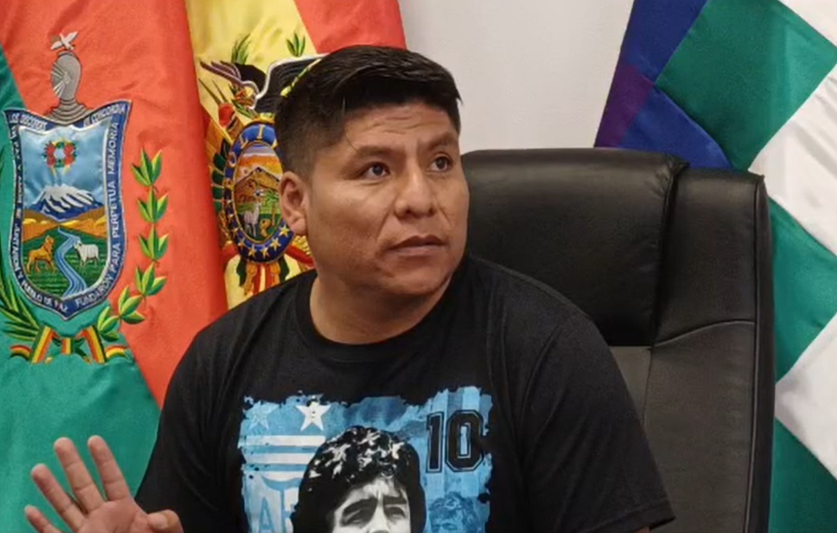 Loza juega al misterio con el paradero de Evo Morales...