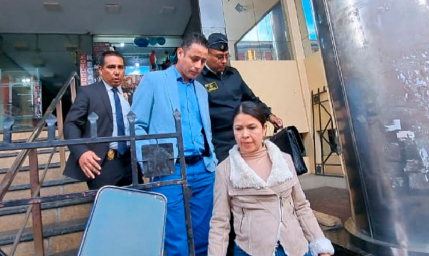 Bancada larista presenta acción de inconstitucionalidad...