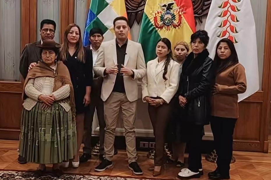 Lara no asistirá al cabildo convocado por el senador Nilton Condori