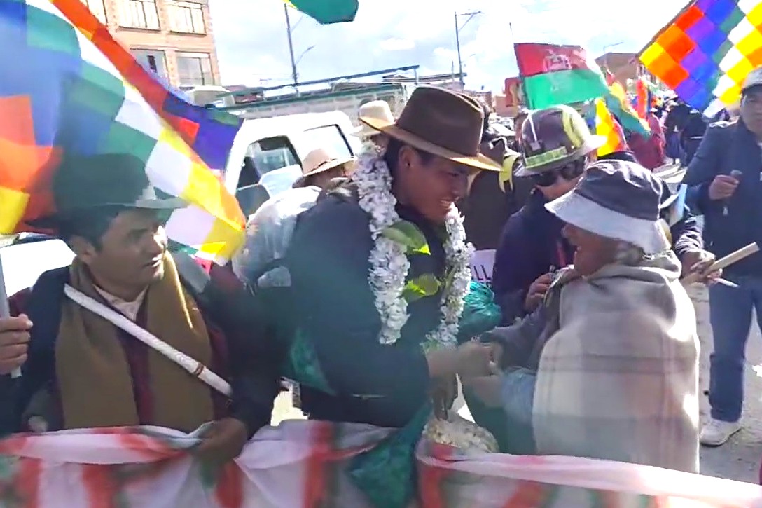 Marcha de Yahuasi ingresa a El Alto: “Esta es la movilización del pueblo, no estamos defendiendo a...