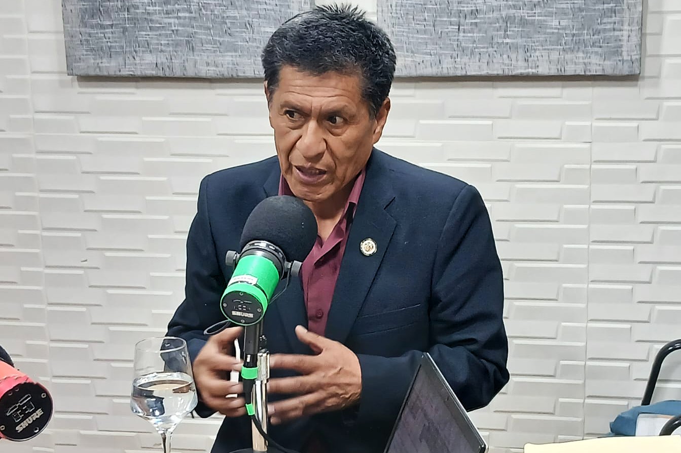 Ministro de Trabajo calcula que Argollo gana Bs 27.000...